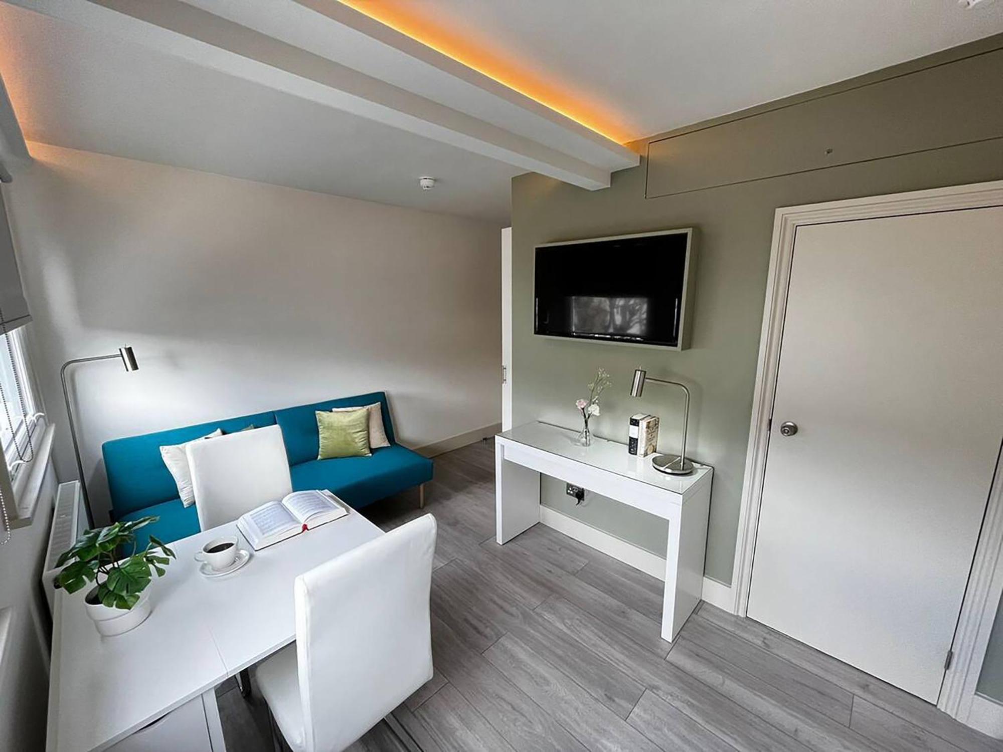 Apt 11 Seaside Serenity Chic Studio Steps To Beach Brighton Dış mekan fotoğraf